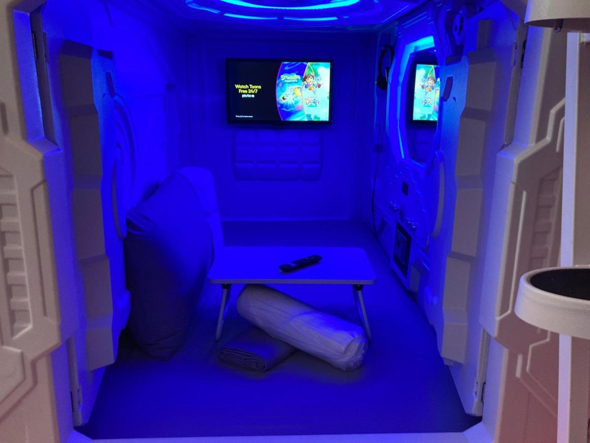 Podlife Capsulehotel *
